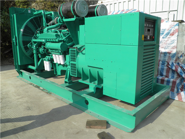 应急发电车出租-柴油发电机散热器怎样散热