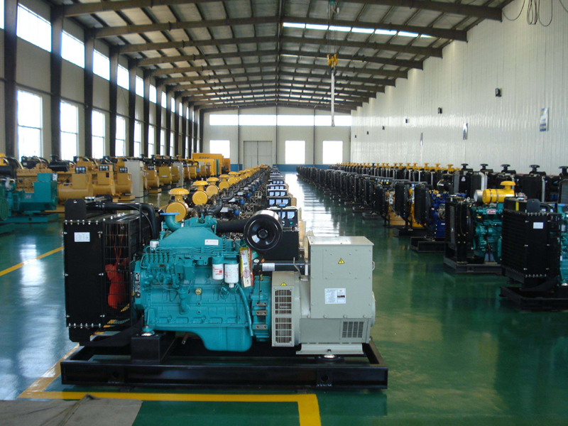 应急租赁发电机-柴油发电机组冒蓝烟、冒黑烟、冒白烟故障分析