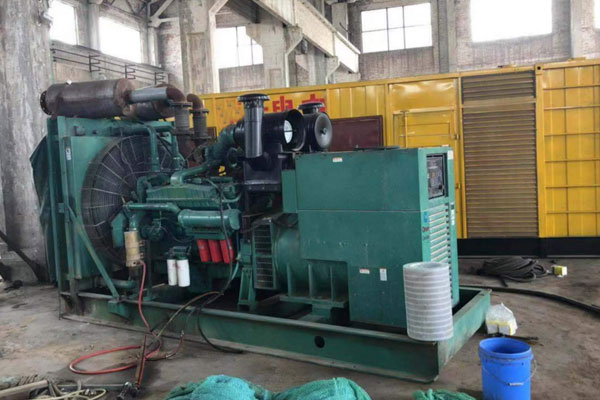 应急发电机组的空气滤清器应该如何保养？