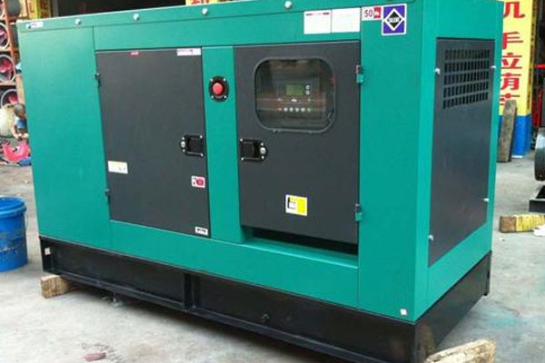 应急如何检查机油的使用时间？